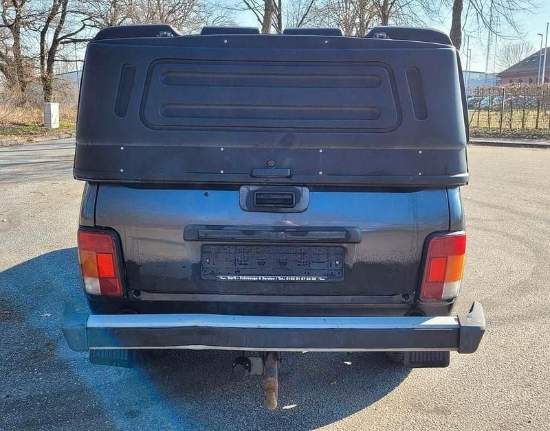 Gebraucht Lada niva 83 PS (61 kW) 2017 Grau SUV