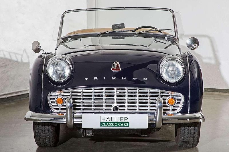 Gebraucht Triumph TR3 101 PS (74 kW) 1958 Db 904 dunkelblau Cabrio