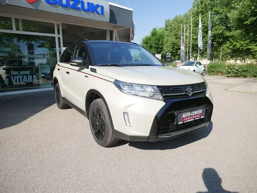 Gebraucht Suzuki Vitara Comfort+ 110 PS (80 kW) 2025 Beige SUV