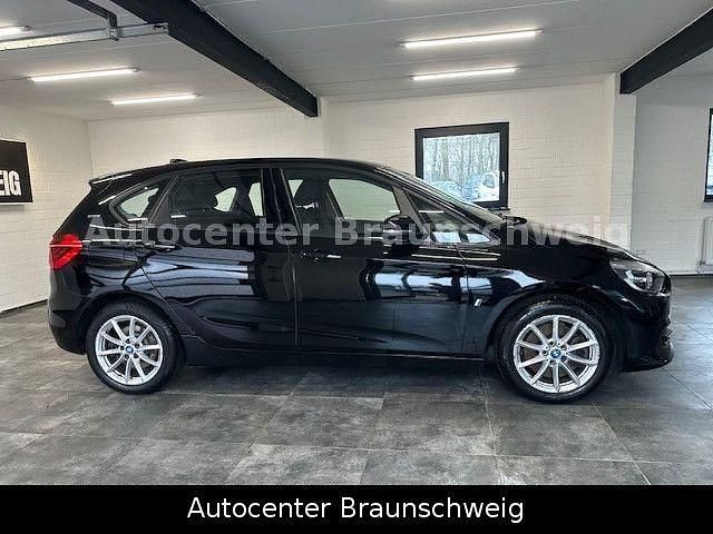 Gebraucht BMW 225 Active Tourer Advantage 136 PS (100 kW) 2018 Schwarz Van / Kleinbus