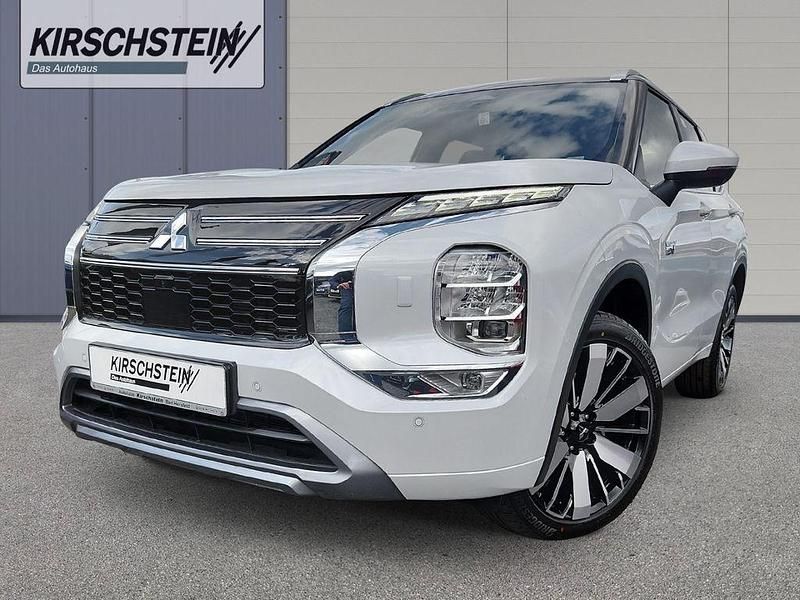 Weiss Neu 2025 Mitsubishi Outlander P-HEV Top SUV | 52.990 € (Fairer Preis) - Bild 1/4