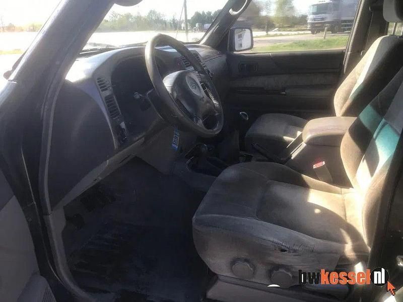 Gebraucht Nissan Patrol 158 PS (116 kW) 2000 Grün SUV