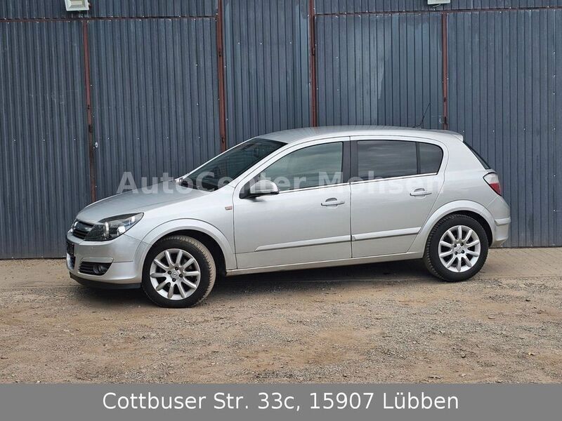 Silber Gebraucht 2004 Opel Astra Elegance Limousine | 1.299 € (Guter Preis) - Bild 1/4