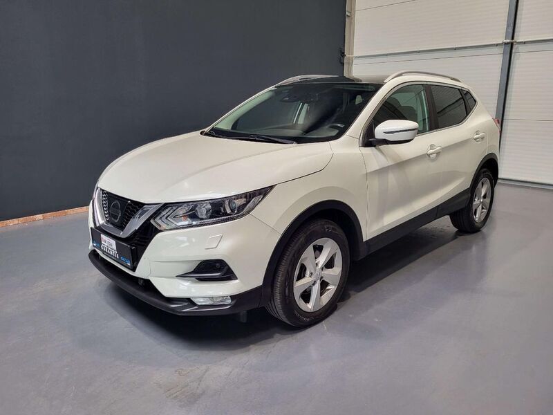 Brilliant white Gebraucht 2018 Nissan Qashqai Acenta SUV | 12.950 € (Fairer Preis) - Bild 1/4