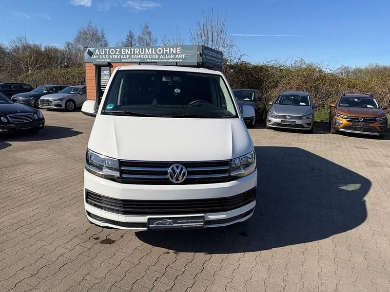 Second-hand VW Caravelle 150 CP (110 kW) 2017 Alb Van
