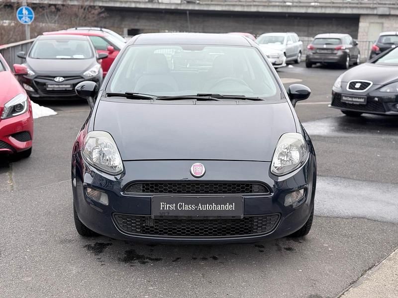 Gebraucht Fiat Punto Active 69 PS (50 kW) 2012 Blau Kleinwagen