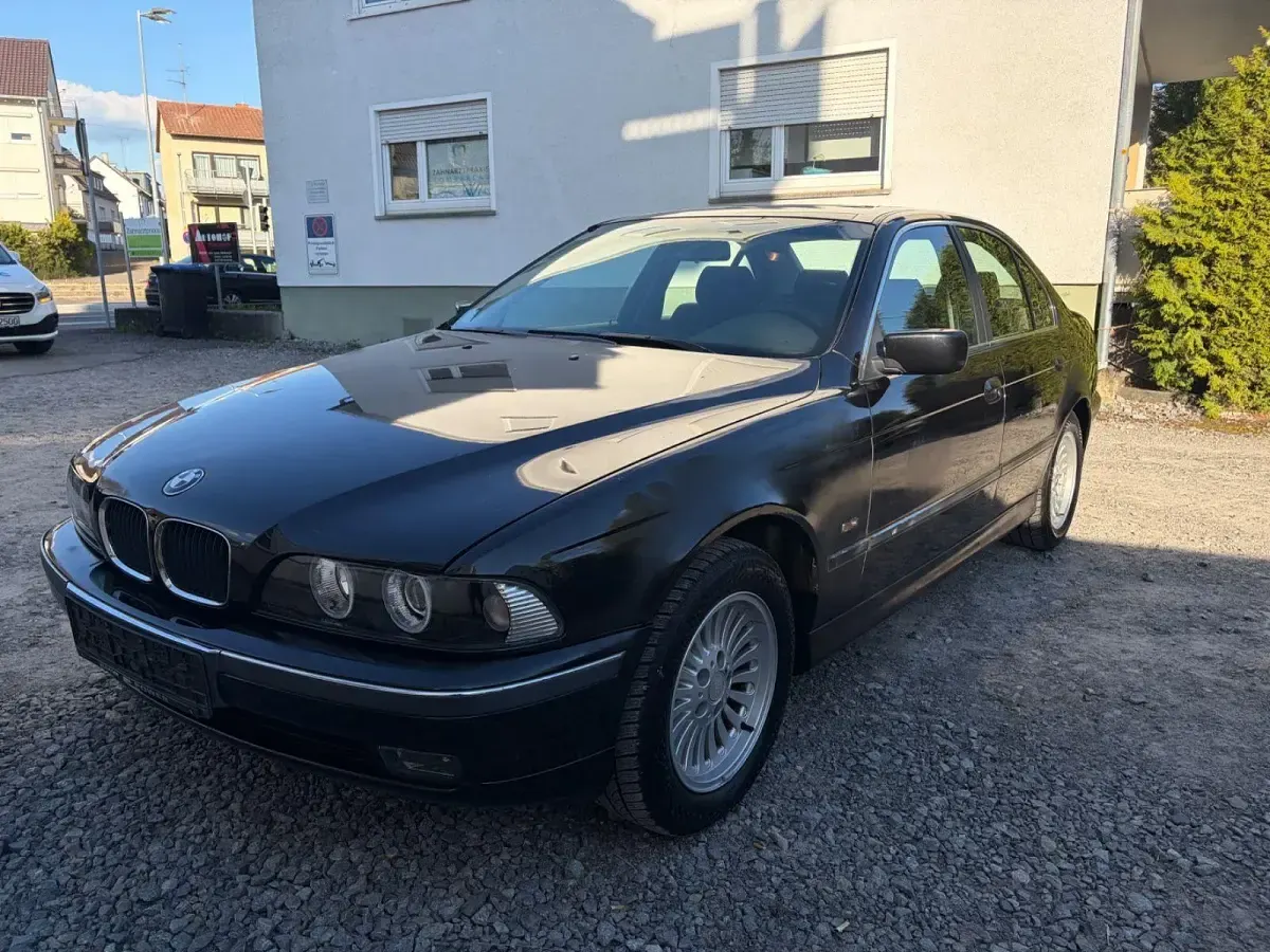 Gebraucht BMW 523 170 PS (125 kW) 1997 Schwarz Limousine
