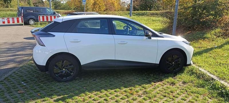 Weiß Gebraucht 2022 MG MG4 EV Kleinwagen | 17.500 € (Guter Preis) - Bild 1/4