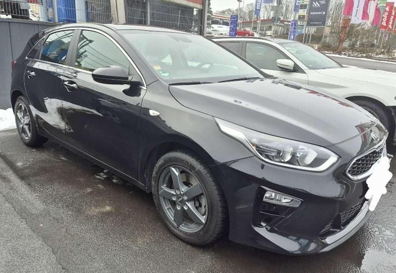 Gebraucht Kia Ceed Vision 140 PS (102 kW) 2020 Schwarz Kleinwagen