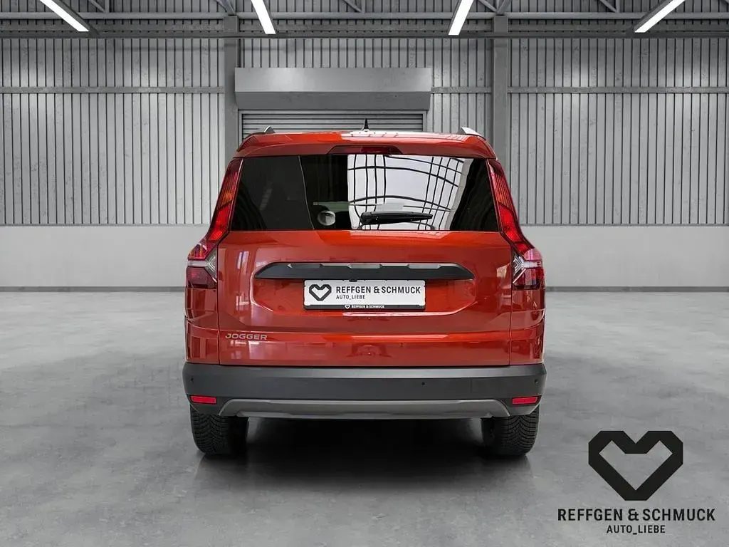 Gebraucht Dacia Jogger Extreme 91 PS (66 kW) 2023 Braun (metallic) Van / Kleinbus