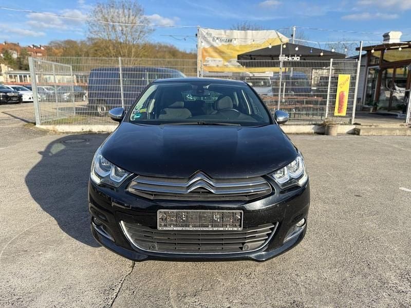 Gebraucht Citroën C4 SELECTION 120 PS (88 kW) 2016 Schwarz Limousine