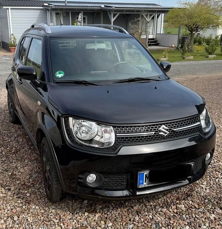 Second-hand Suzuki Ignis Basic 90 CP (66 kW) 2017 Negru SUV
