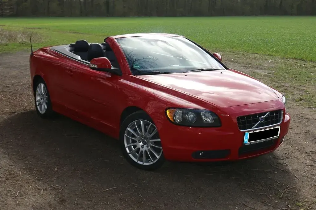 Gebraucht Volvo C70 Kinetic 136 PS (100 kW) 2009 Rot Cabrio
