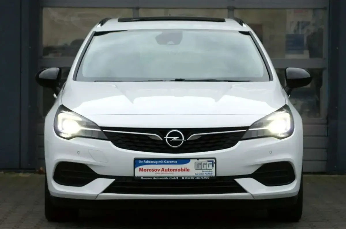 Gebraucht Opel Astra Elegance 122 PS (89 kW) 2021 Schneeweiß Kombi