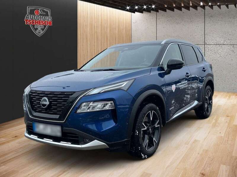 Karosserie blau , dach schwarz Gebraucht 2024 Nissan X-Trail Tekna SUV | 41.990 € - Bild 1/4