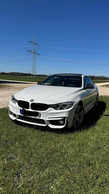 Weiß Gebraucht 2016 BMW 420 M Sport Coupé | 17.600 € (Fairer Preis) - Bild 1/4