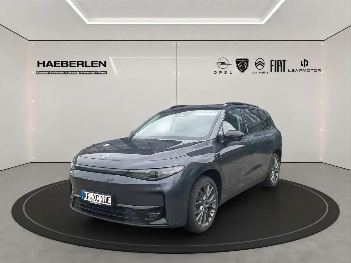 Gebraucht Leapmotor C10 160 kW (218 PS) 2026 Grau SUV