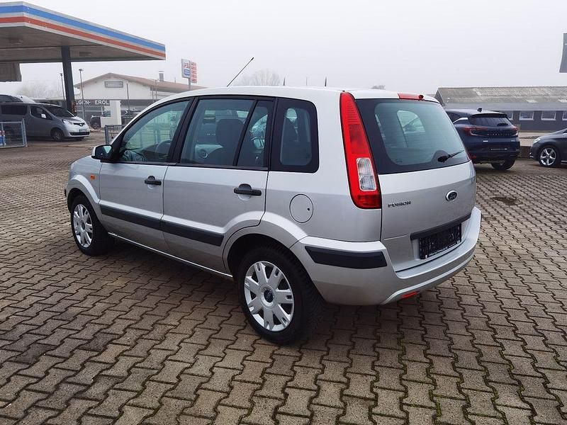 Gebraucht Ford Fusion Style 80 PS (58 kW) 2008 Silber Limousine