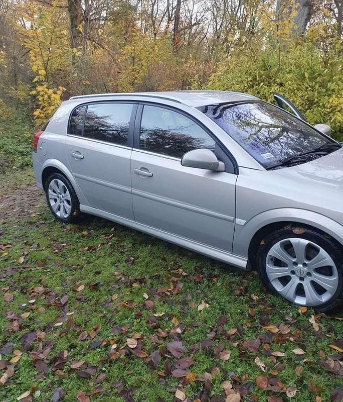 Gebraucht Opel Signum Cosmo 150 PS (110 kW) 2007 Beige Kleinwagen