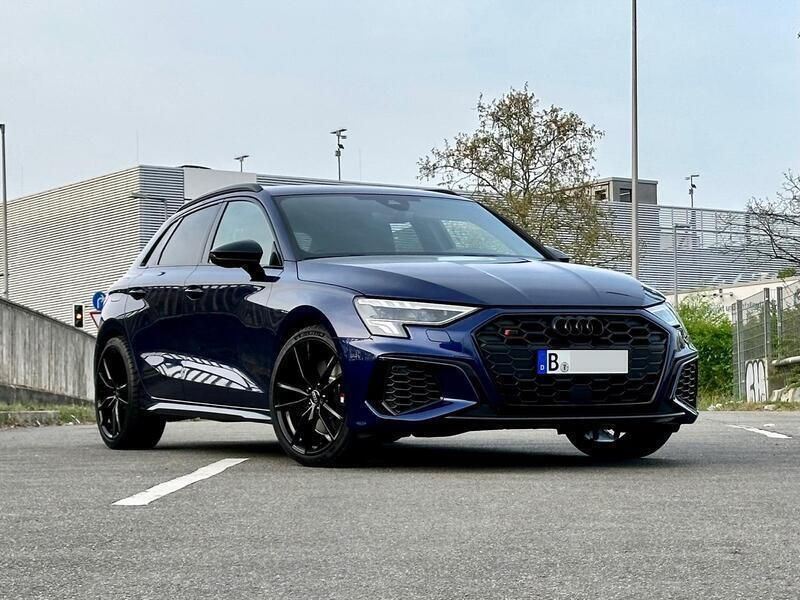 Blau Gebraucht 2022 Audi S3 Design Limousine | 36.500 € (Guter Preis) - Bild 1/4