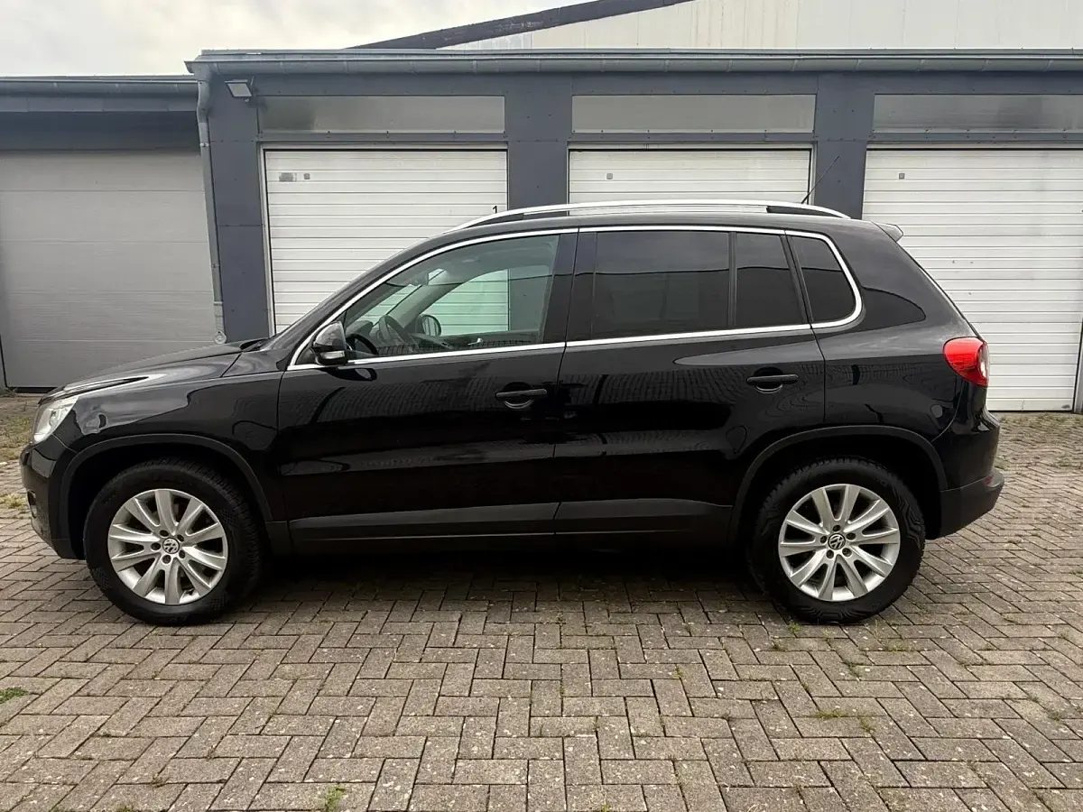 Gebraucht VW Tiguan 140 PS (102 kW) 2008 Schwarz SUV