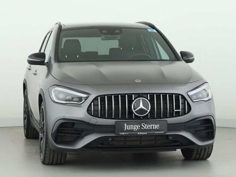 Gebraucht Mercedes GLA45 AMG AMG 421 PS (309 kW) 2022 Manufaktur magnolack manufaktur mountaingrau magn SUV