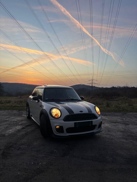 Second-hand Mini ONE 95 CP (69 kW) 2007 Alb Hatchback