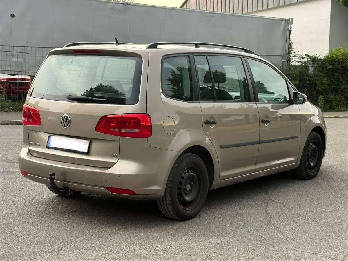 Gebraucht VW Touran 105 PS (77 kW) 2012 Beige Van / Kleinbus