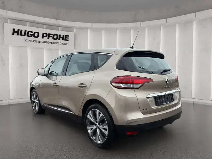 Usata Renault Scenic E-Tech Intens 132 CV (97 kW) 2017 Beige Monovolume