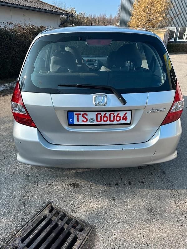 Gebraucht Honda Jazz 82 PS (60 kW) 2006 Grau Kleinwagen