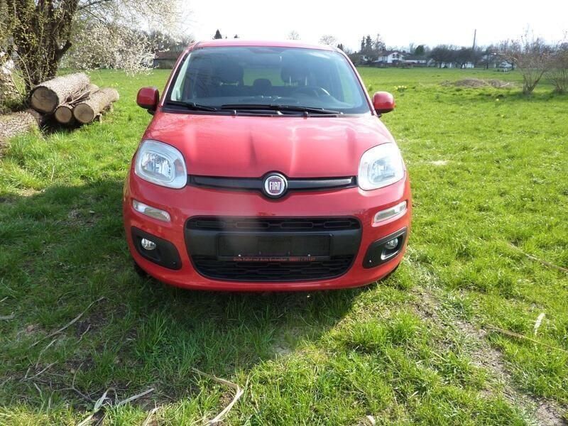 Rot Gebraucht 2017 Fiat Panda Lounge Kleinwagen | 7.999 € (Fairer Preis) - Bild 1/4