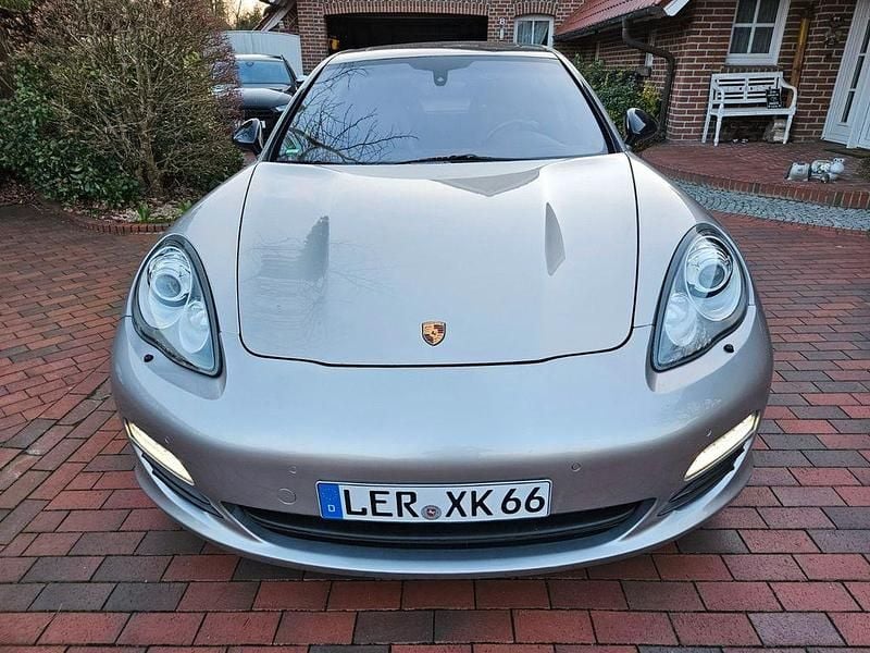 Gebraucht Porsche Panamera 4 299 PS (219 kW) 2010 Silber Limousine