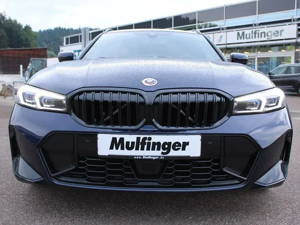 Gebraucht BMW 330e M Sport 292 PS (214 kW) 2022 Blau Limousine