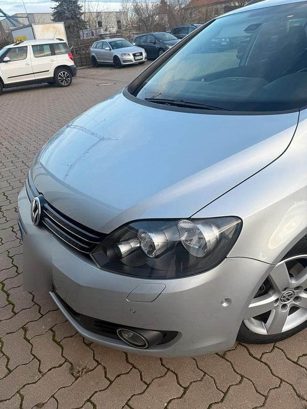 Gebraucht VW Golf VI Team 105 PS (77 kW) 2010 Silber Kleinwagen