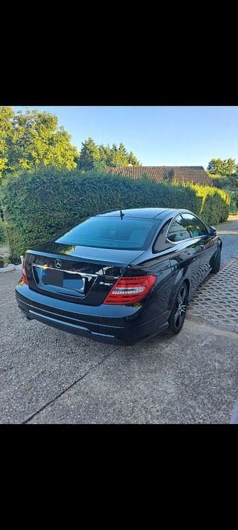 Gebraucht Mercedes C220 170 PS (125 kW) 2014 Schwarz Coupé