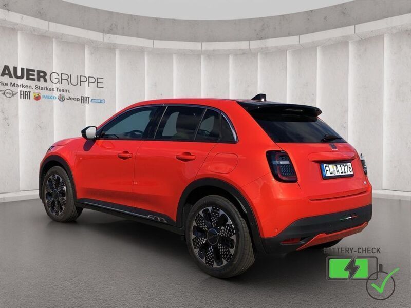 Gebraucht Fiat 600E La Prima 114 kW (156 PS) 2024 Orange SUV