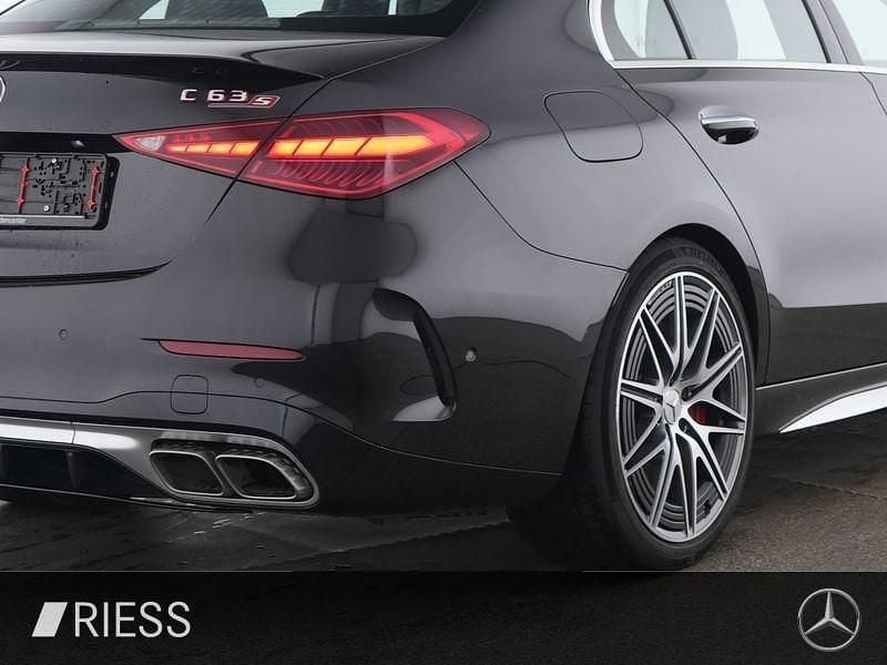 Gebraucht Mercedes C63 AMG AMG 476 PS (350 kW) 2024 Metalliclack obsidianschwarz Limousine