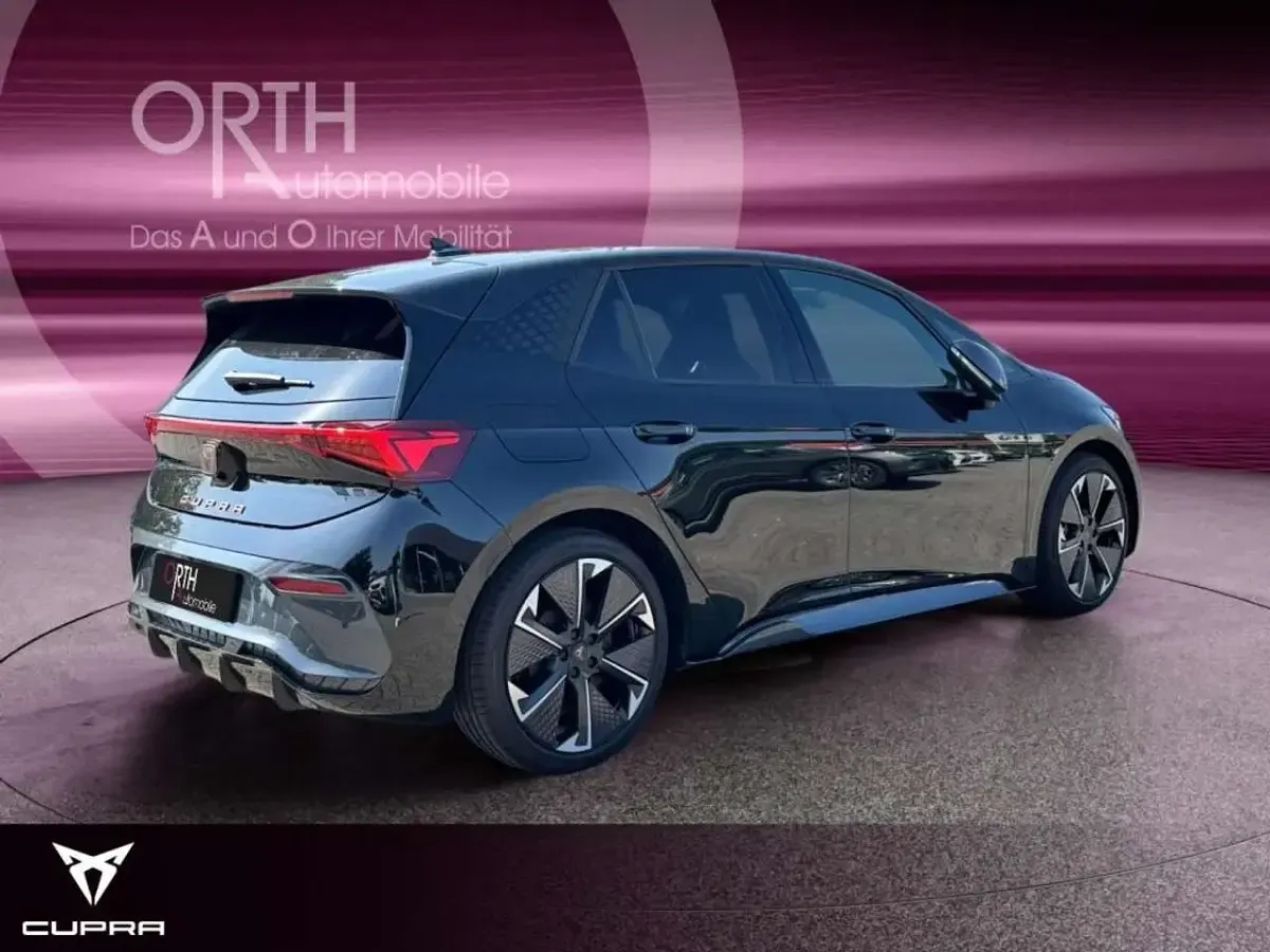Second-hand Cupra Born 169 kW (231 CP) 2026 Negru Hatchback