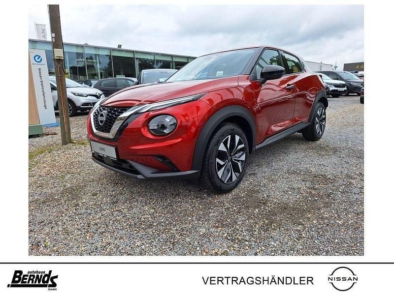 Fuji sunset red metallic Neu 2025 Nissan Juke Acenta SUV | 25.185 € (Fairer Preis) - Bild 1/4