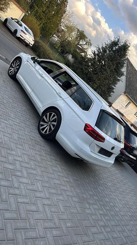 Second-hand VW Passat 190 CP (139 kW) 2015 Alb Break