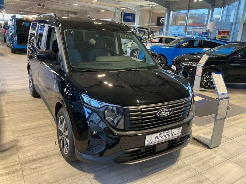 Gebraucht Ford Tourneo Courier Titanium 125 PS (91 kW) 2024 Agateblackmetallic Van / Kleinbus