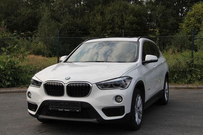 Gebraucht BMW X1 Advantage 192 PS (141 kW) 2015 Weiß SUV