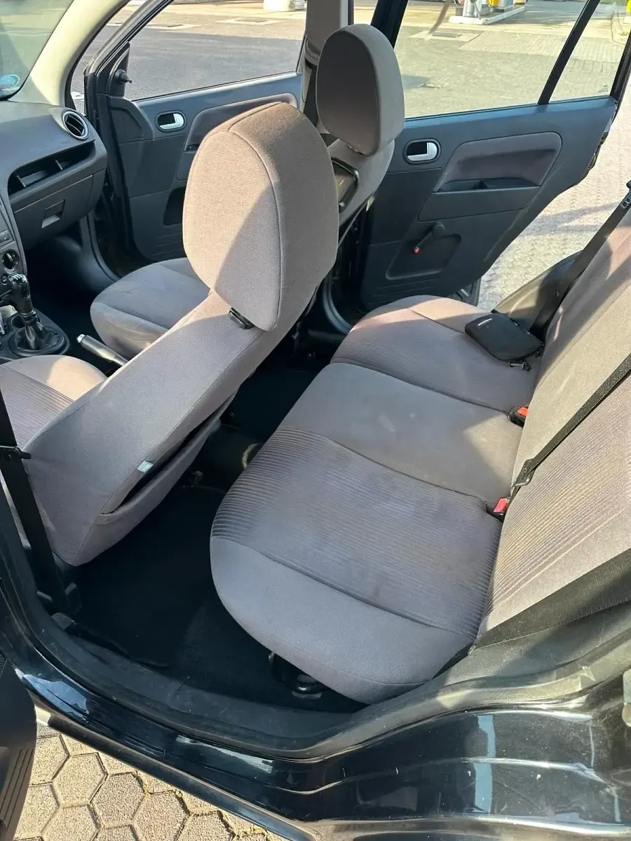 Gebraucht Ford Fusion 100 PS (73 kW) 2006 Schwarz Kleinwagen