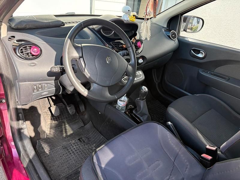 Gebraucht Renault Twingo 75 PS (55 kW) 2012 Rot Kleinwagen