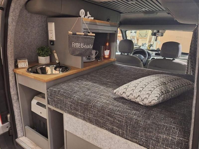 Silber Gebraucht 2003 Renault Kangoo Van / Kleinbus | 14.500 € - Bild 1/4