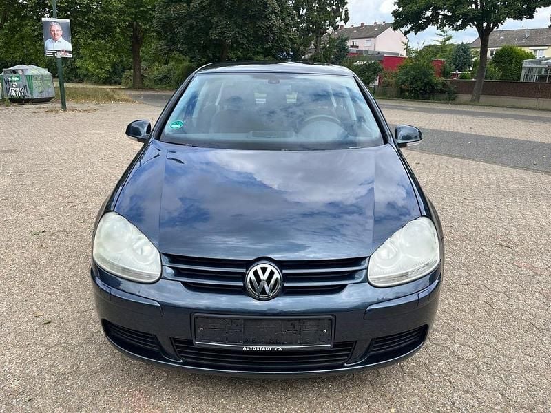 Blau Gebraucht 2005 VW Golf V Comfortline Limousine | 4.300 € (Fairer Preis) - Bild 1/4
