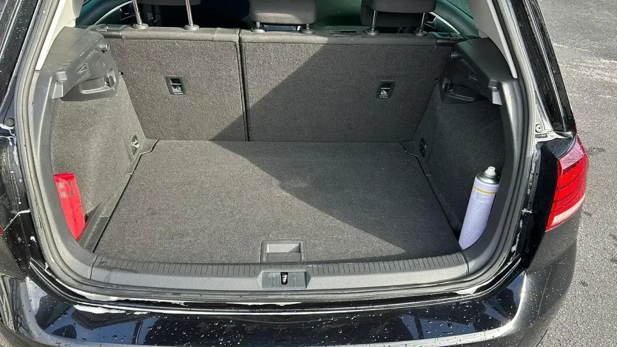 Second-hand VW Golf VII Join 86 CP (63 kW) 2018 Negru Berlinǎ