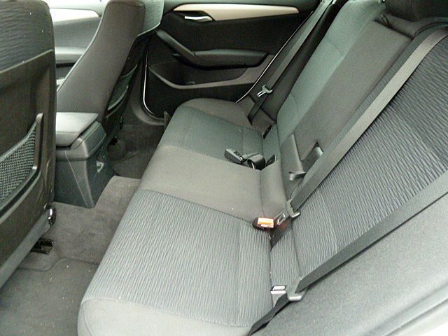 Używany BMW X1 Shadowline 184 KM (135 kW) 2014 Biały SUV