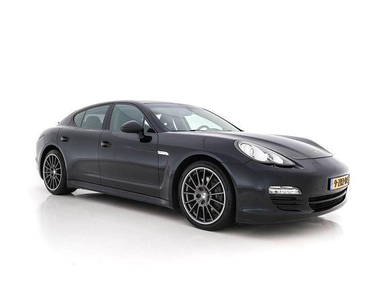 Schwarz Gebraucht 2012 Porsche Panamera Limousine | 19.945 € (Guter Preis) - Bild 1/4