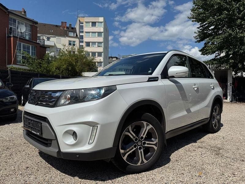 Weiß Gebraucht 2015 Suzuki Vitara Comfort SUV | 6.950 € (Fairer Preis) - Bild 1/4